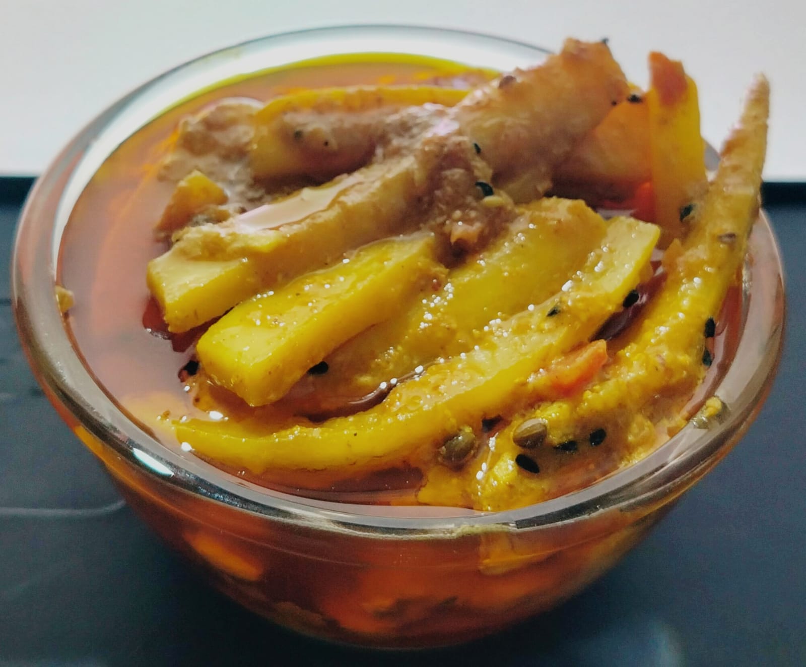 Moringa Pickle 1000G   سوہنجنا اچار